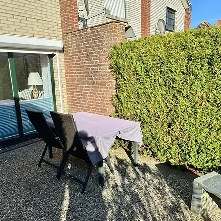 Holiday home Kajuete Am Norderhafen Nordstrand