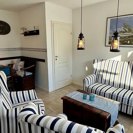 Kajuete Am Norderhafen